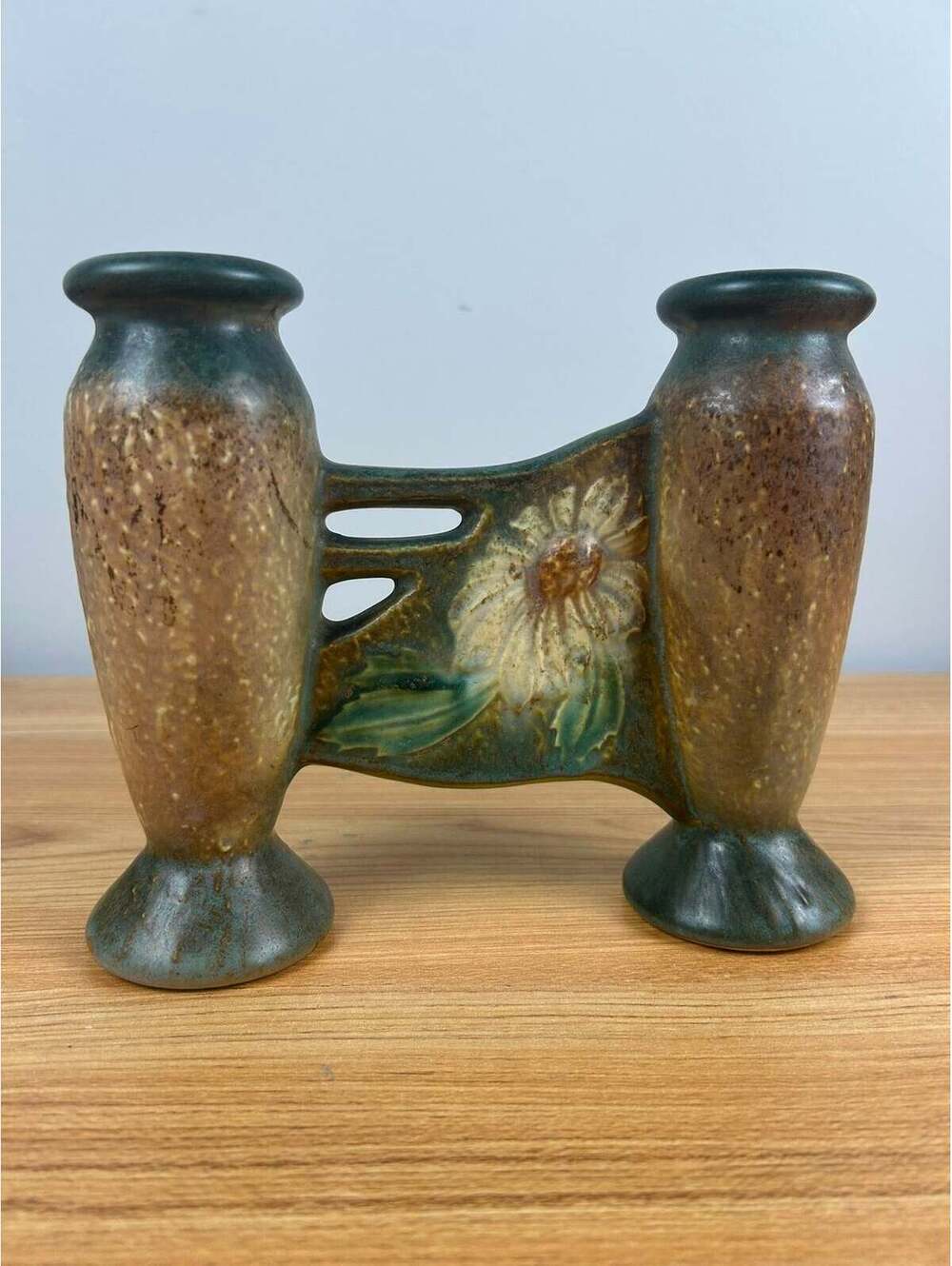 Roseville Pottery Dahlrose Arts & Crafts Double Bud Vase 79-6 Yellow Flower